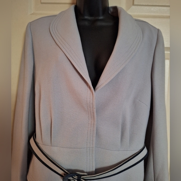 La-rigi two-piece skirt suit size 44 - Picture 3 of 13